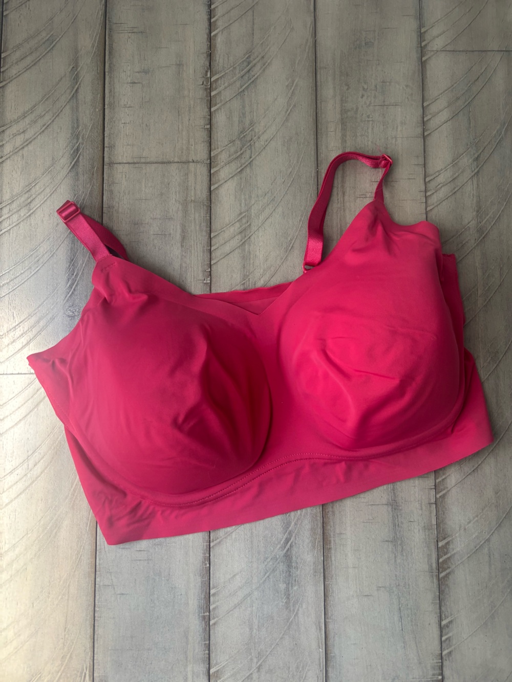 True and Co Seamless Padded Wireless Bra - Hot Pink size Large